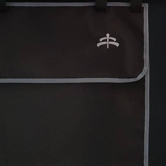 MAKEBE STABLE DRAPES